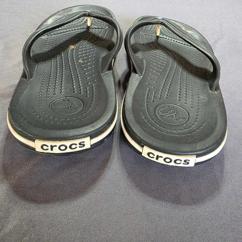 Crocs Classic Flip Flops Black White W8-M6 Casual Beachwear Sporty Unisex - Picture 3 of 10